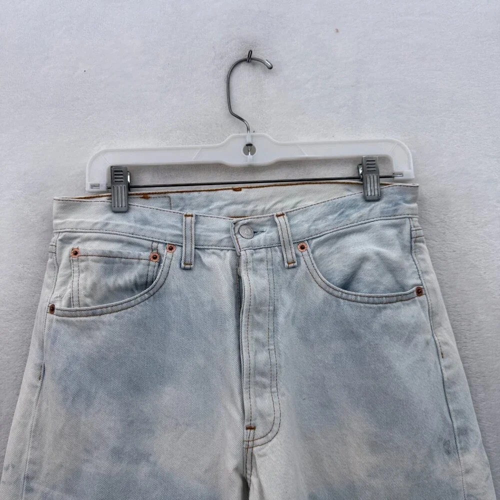 Vintage Levis 501 Jeans Men 31x32 Blue Stone Wash Straight Leg Button Fly 90s